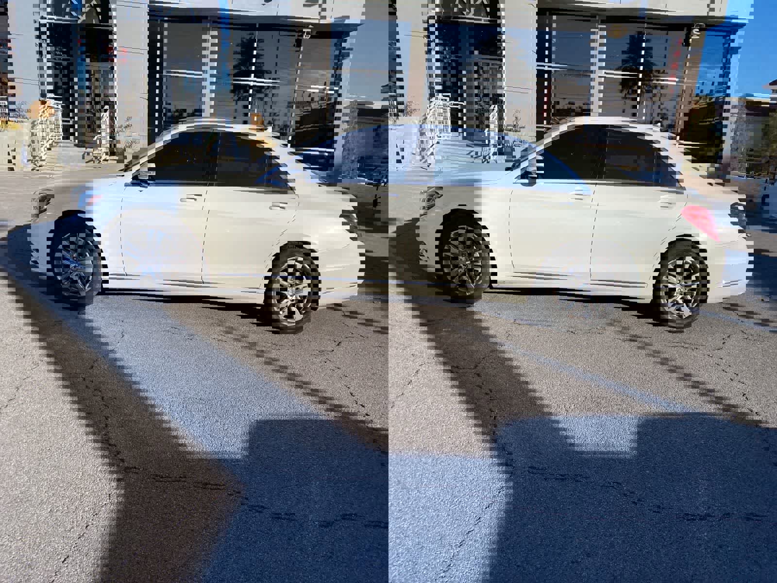 Used 2017 Mercedes-Benz S 550 Sedan image 9