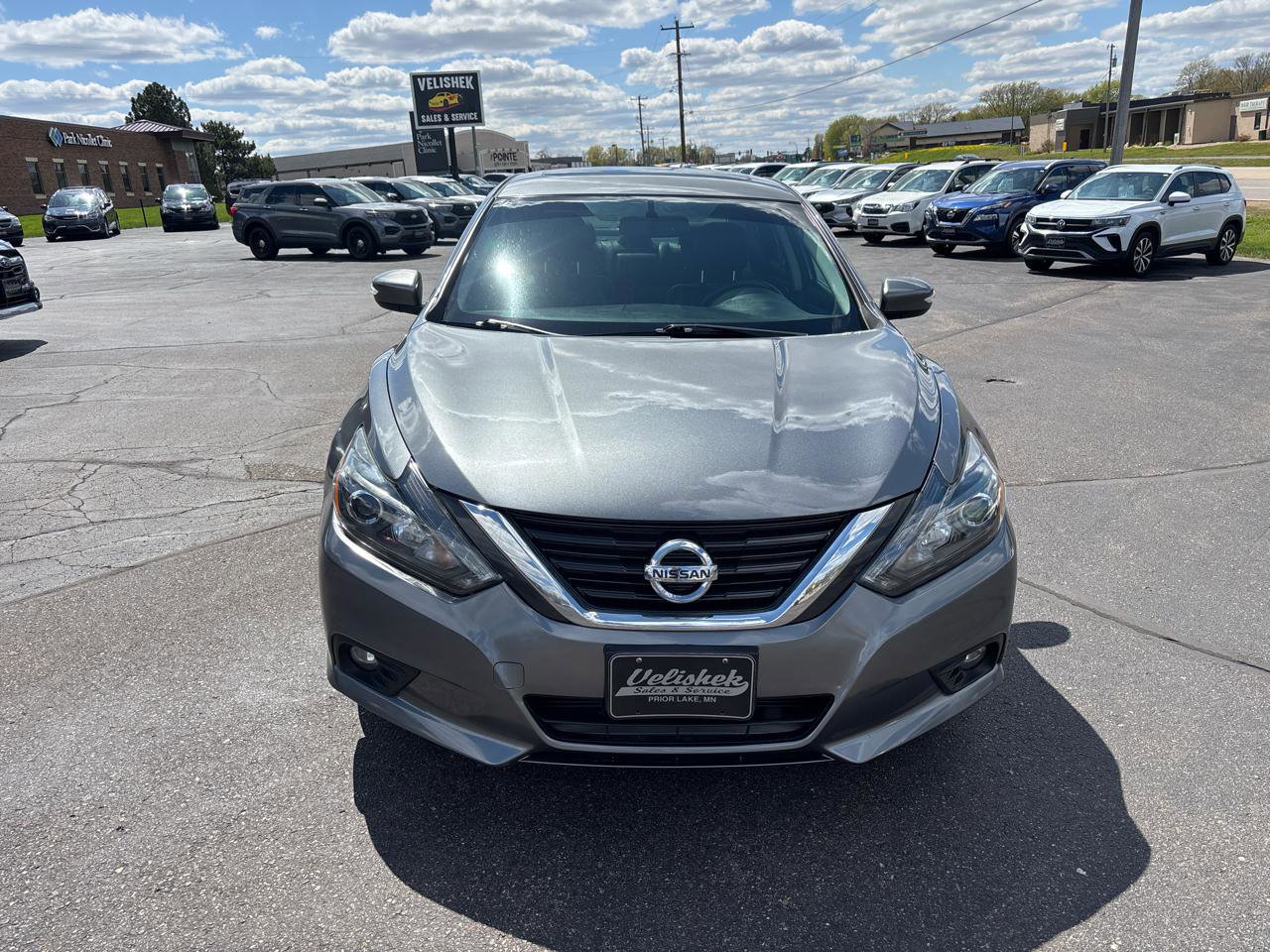 Used 2016 Nissan Altima 2.5 SL w/ 2.5 Technology w/LED Package FWD image 8