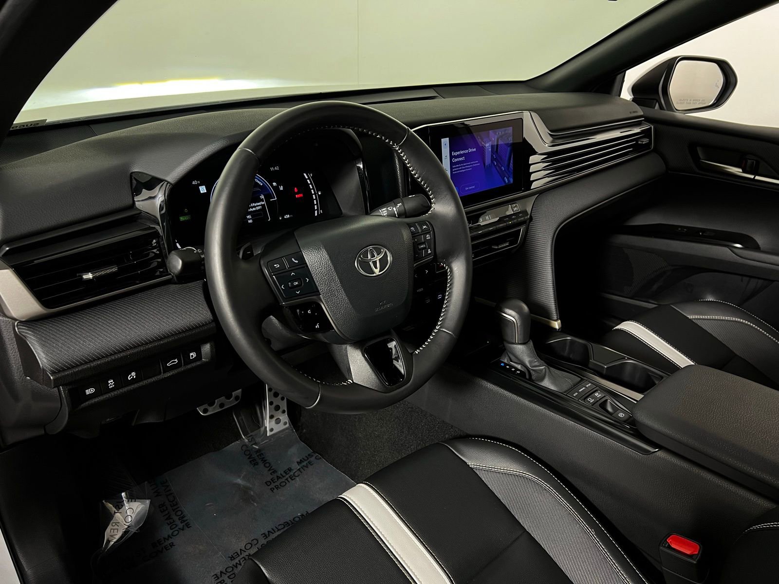 Certified 2025 Toyota Camry SE image 12