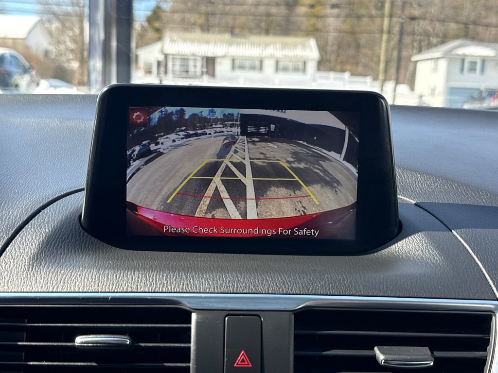 Used 2018 MAZDA MAZDA3 Grand Touring image 12