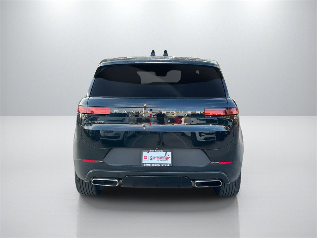 Used 2024 Land Rover Range Rover Sport SE image 6