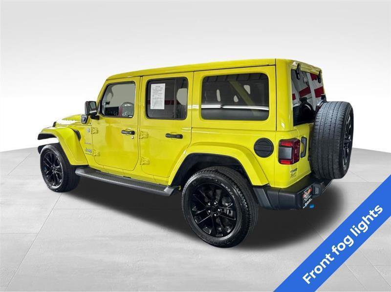 Used 2023 Jeep Wrangler Unlimited Sahara w/ Cold Weather Group AWD/4WD image 7