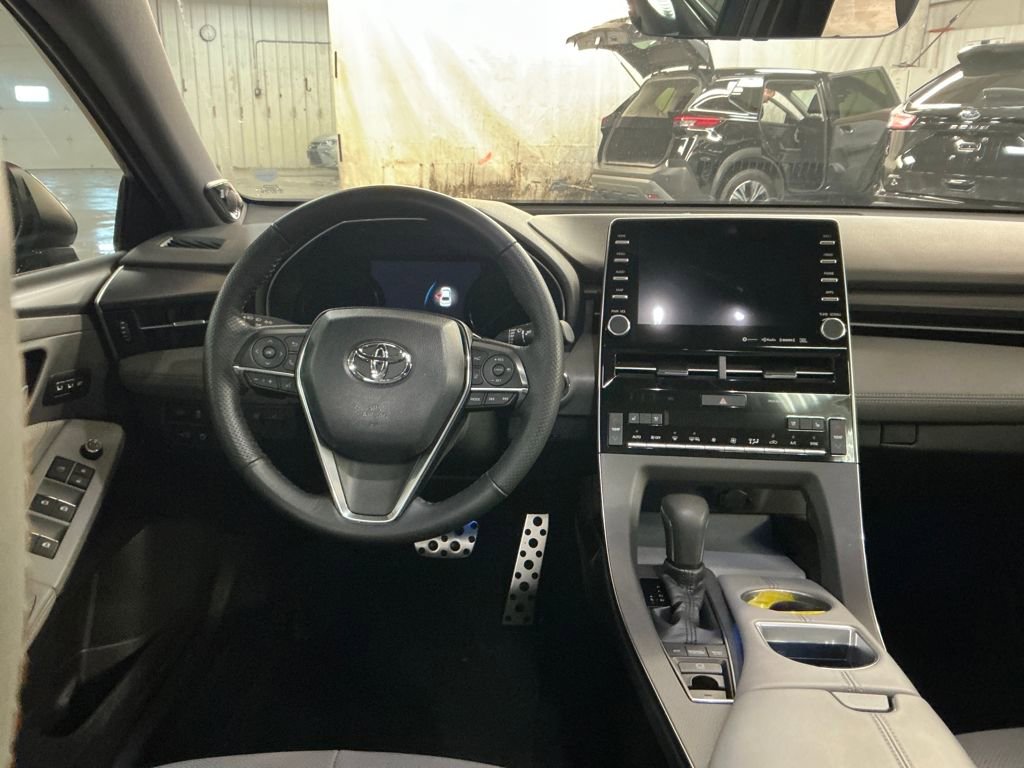 Certified 2019 Toyota Avalon Touring image 15