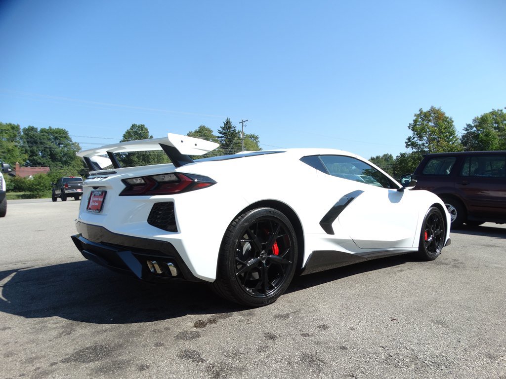Used 2020 Chevrolet Corvette Stingray Premium Cpe w/ 3LT Preferred Equipment Group RWD image 6