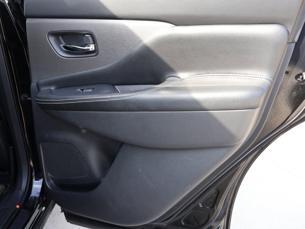 Used 2019 Nissan Murano SL w/ SL Technology Package AWD/4WD image 11