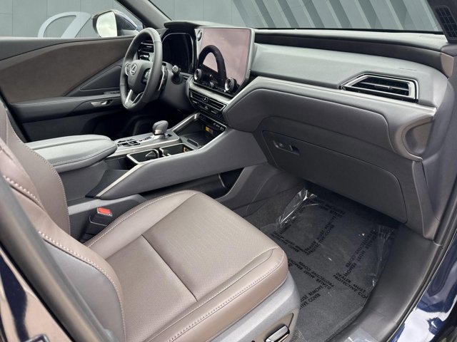 Certified 2026 Lexus TX 350 FWD w/ Technology Package image 26