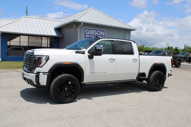 Used 2024 GMC Sierra 2500 Denali Ultimate w/ Max Trailering Package AWD/4WD image 5
