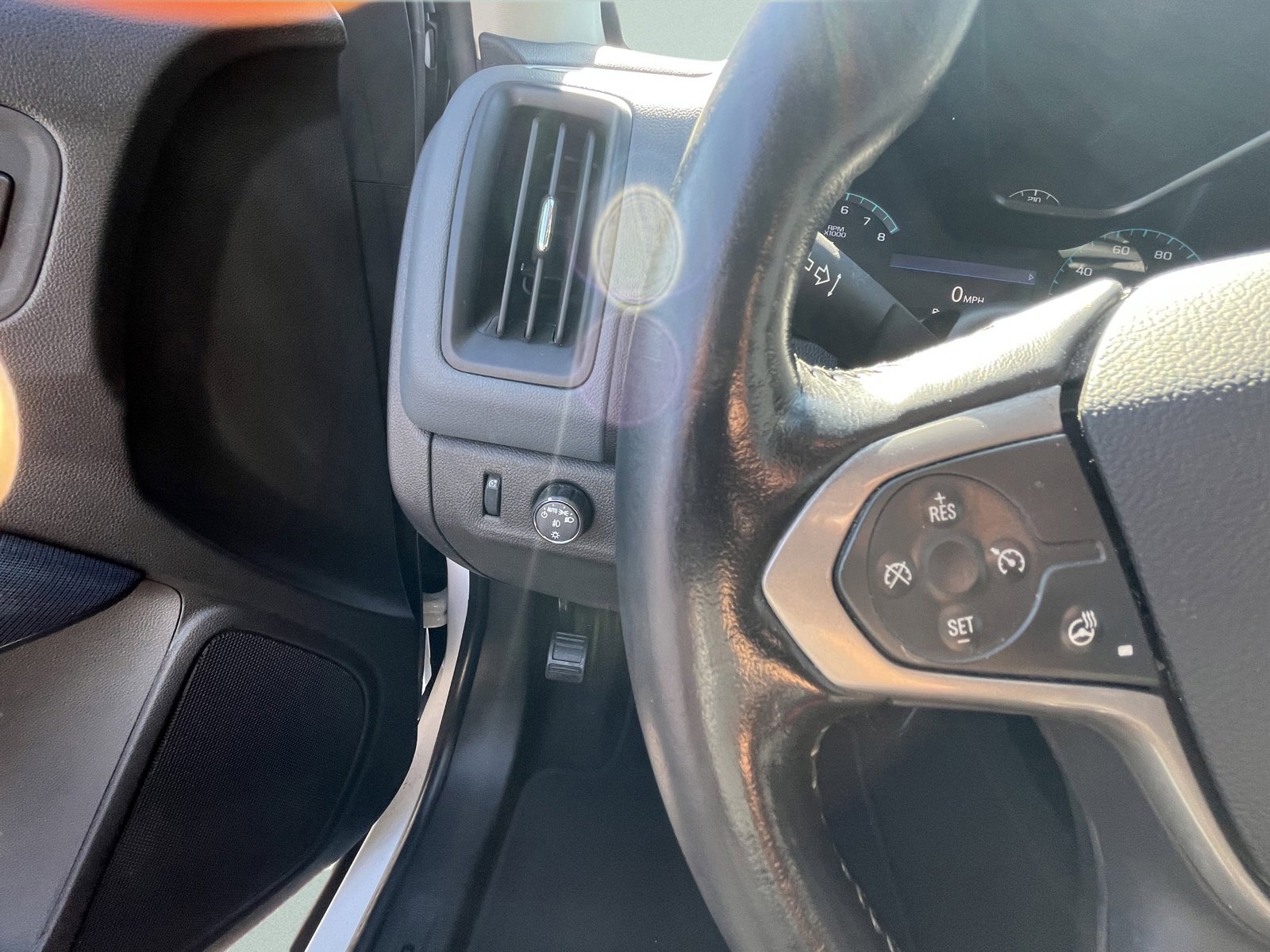 Used 2022 Chevrolet Colorado Z71 image 18