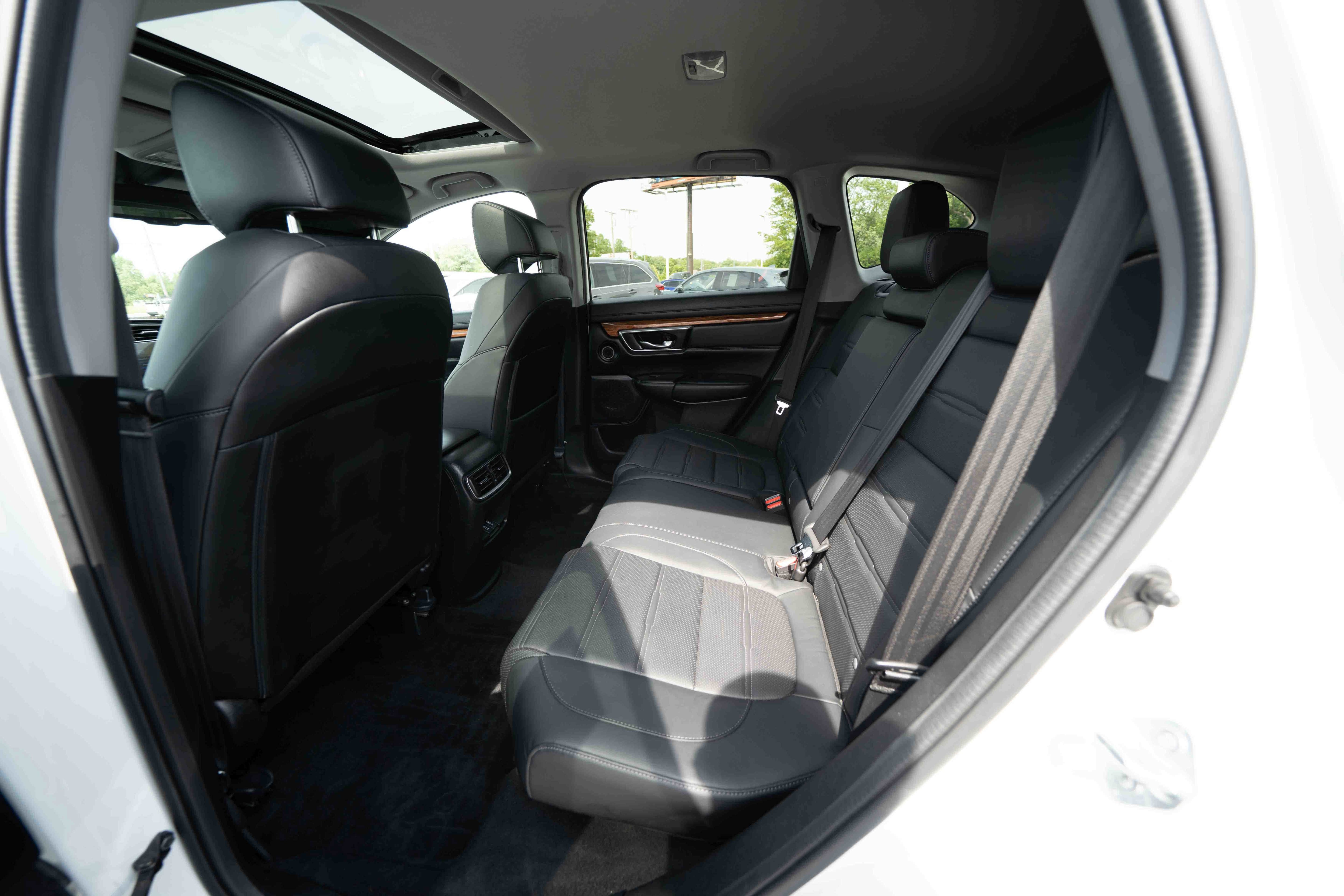 Used 2022 Honda CR-V Touring image 23