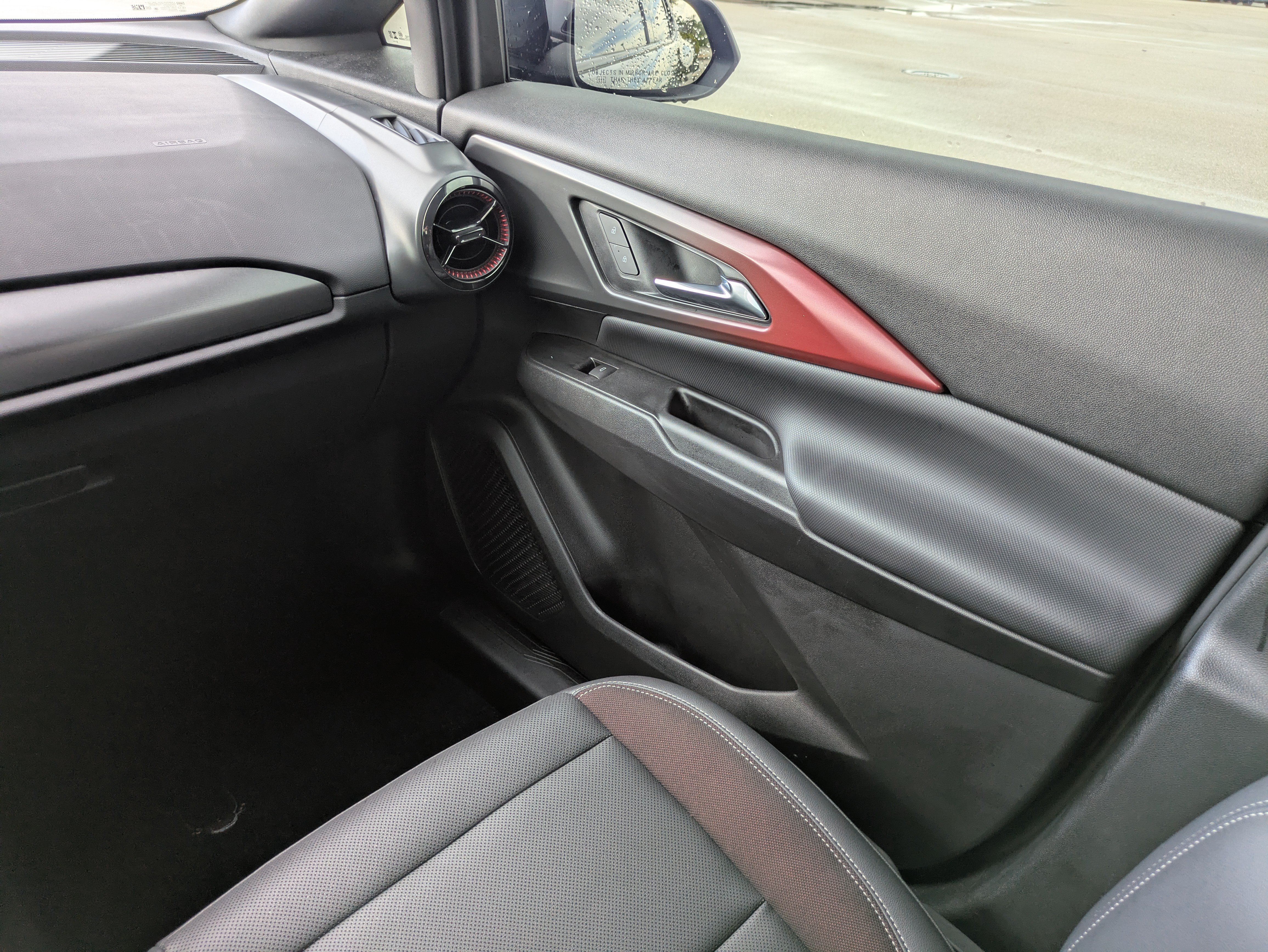 Used 2024 Chevrolet Equinox EV RS FWD image 17