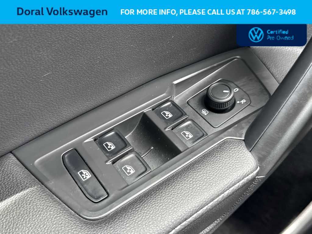 Certified 2024 Volkswagen Tiguan S FWD image 17