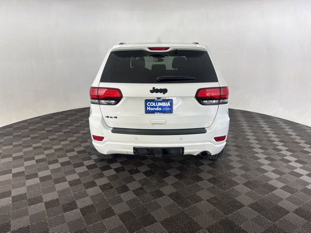 Used 2022 Jeep Grand Cherokee Laredo X AWD/4WD image 7