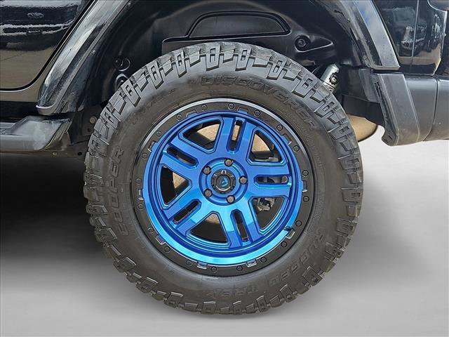 Used 2021 Jeep Wrangler Unlimited Sahara image 24