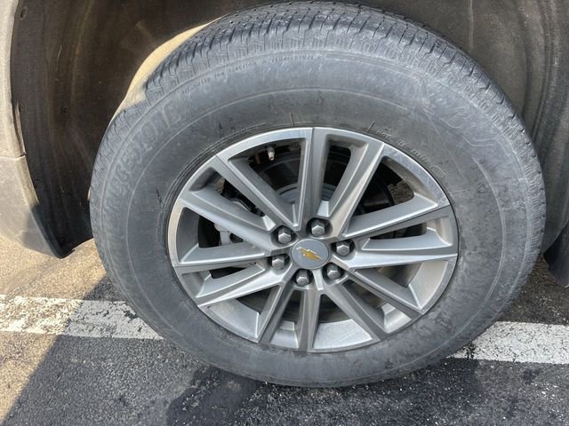 Used 2023 Chevrolet Traverse LT image 13