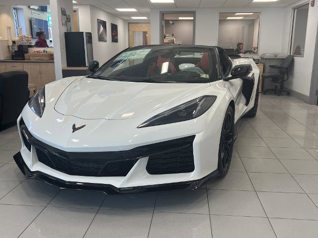 New 2025 Chevrolet Corvette Z06 w/ Battery Protection Package