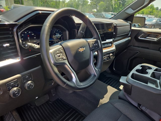 Used 2023 Chevrolet Silverado 1500 LT AWD/4WD image 12