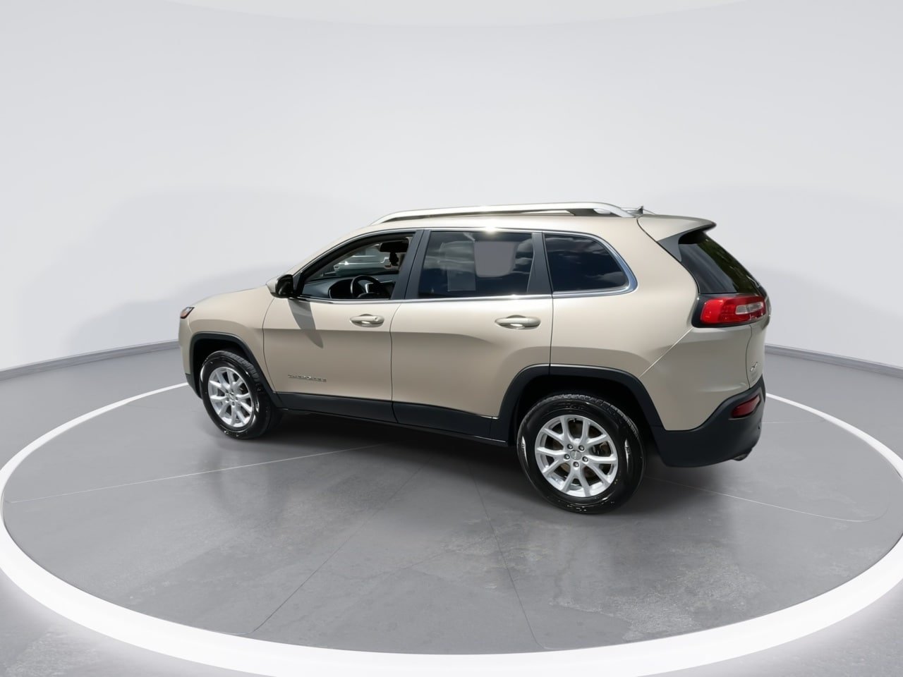 Used 2014 Jeep Cherokee Latitude AWD/4WD image 12