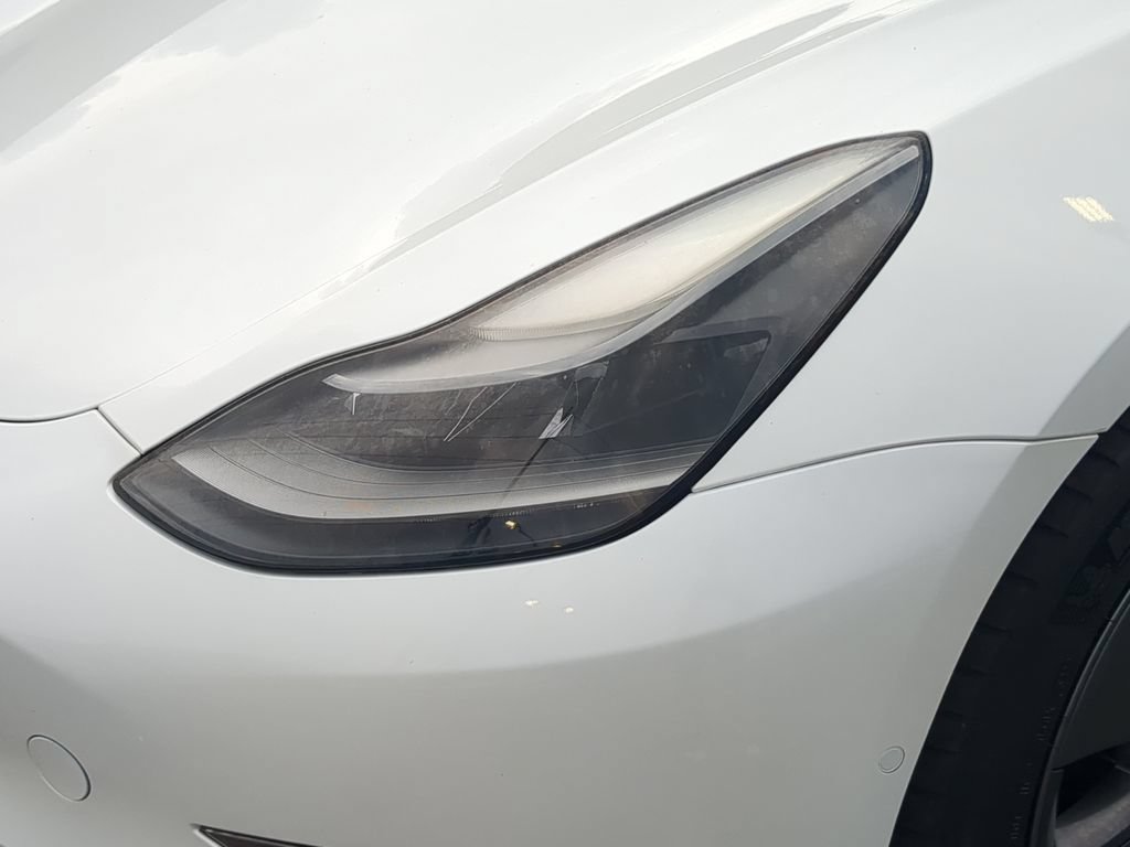 Used 2021 Tesla Model 3 Standard Range Plus RWD image 7