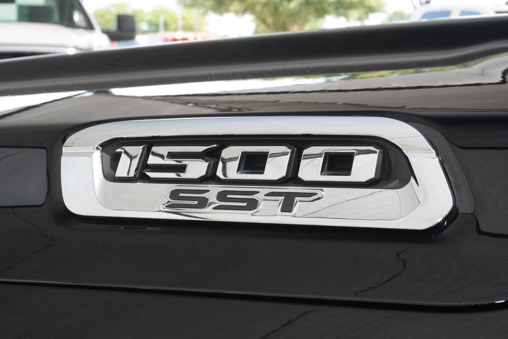 Used 2025 RAM 1500 Lone Star AWD/4WD image 10