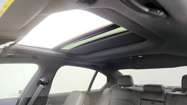 Used 2026 BMW i5 eDrive40 w/ M Sport Package RWD image 74