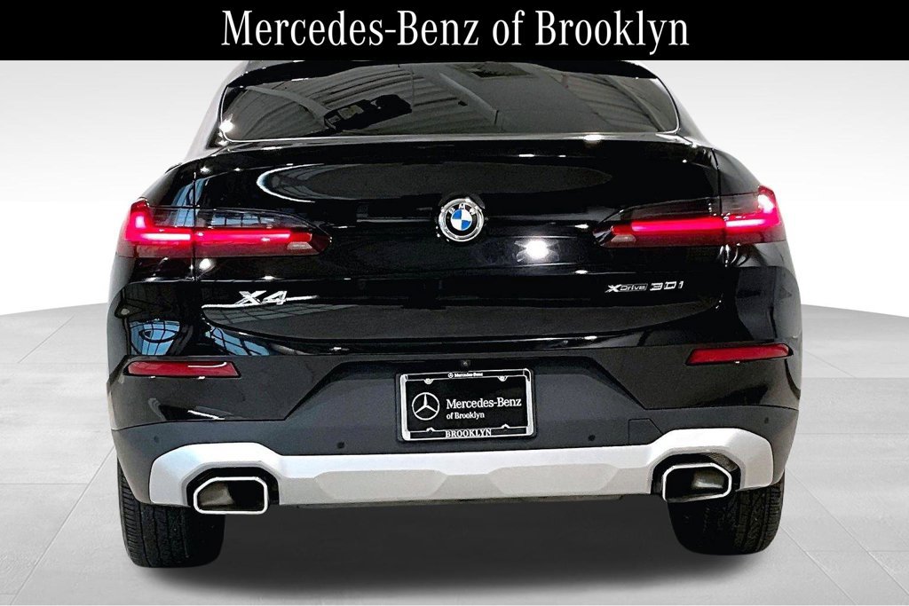 Used 2025 BMW X4 xDrive30i w/ Convenience Package AWD/4WD image 4