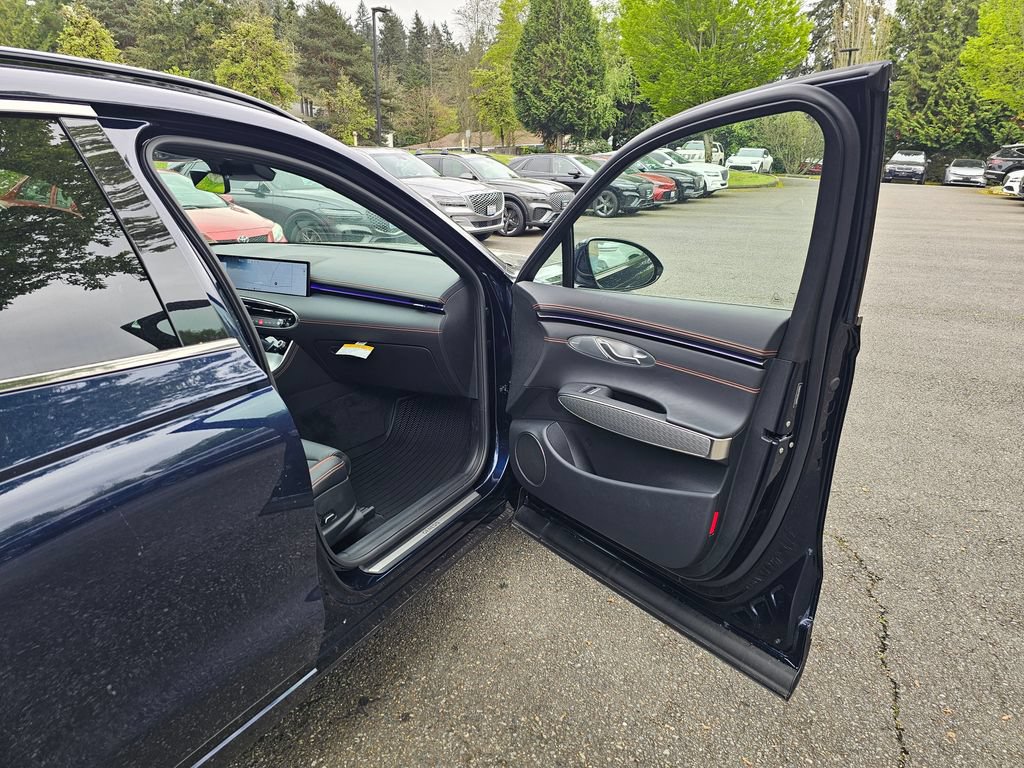 New 2026 Genesis GV70 2.5T Sport Prestige AWD/4WD image 28