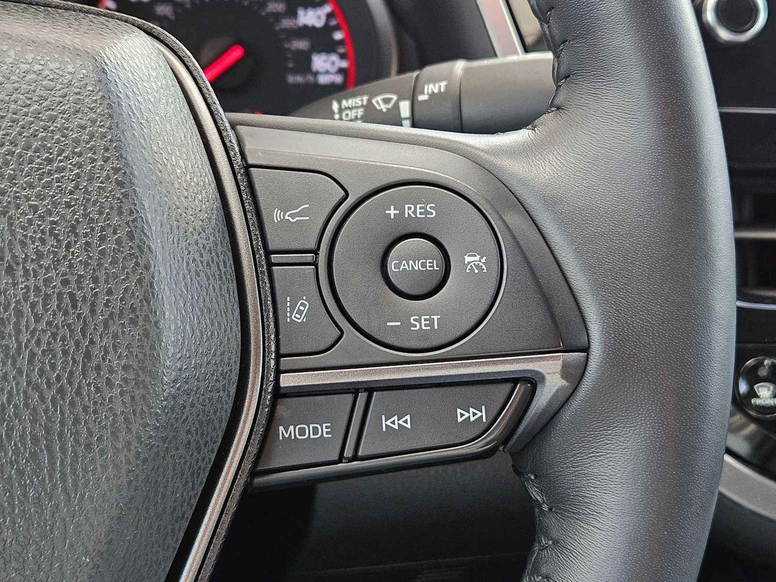 Used 2022 Toyota Camry XSE FWD image 24