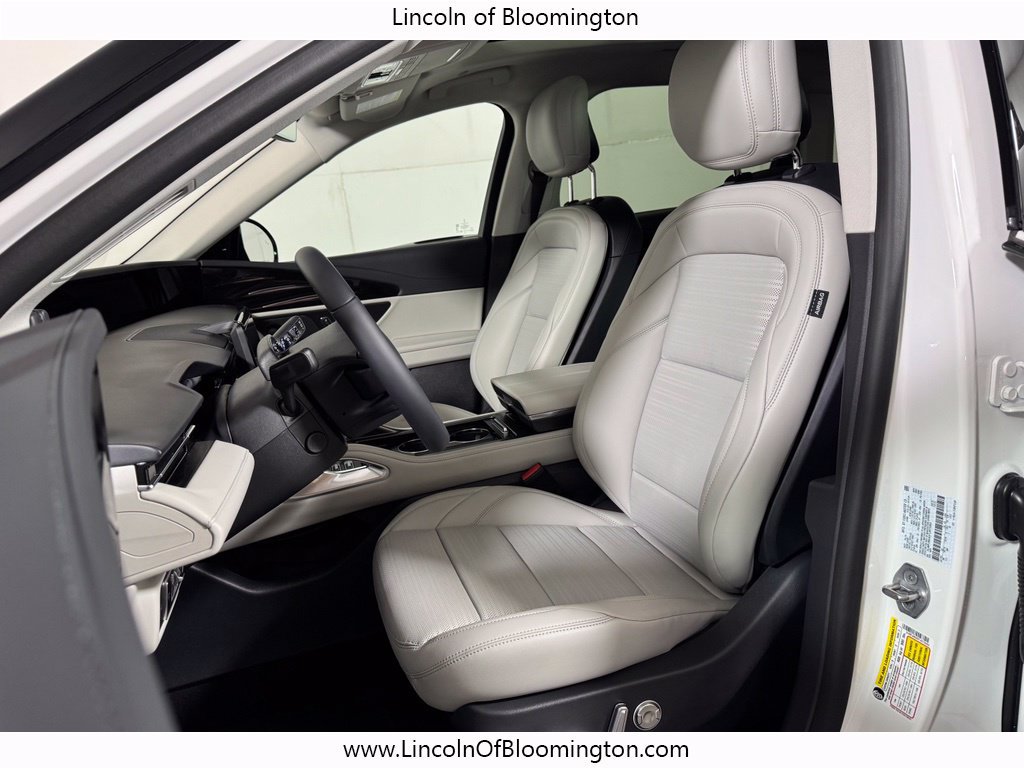New 2026 Lincoln Nautilus Reserve AWD/4WD image 18