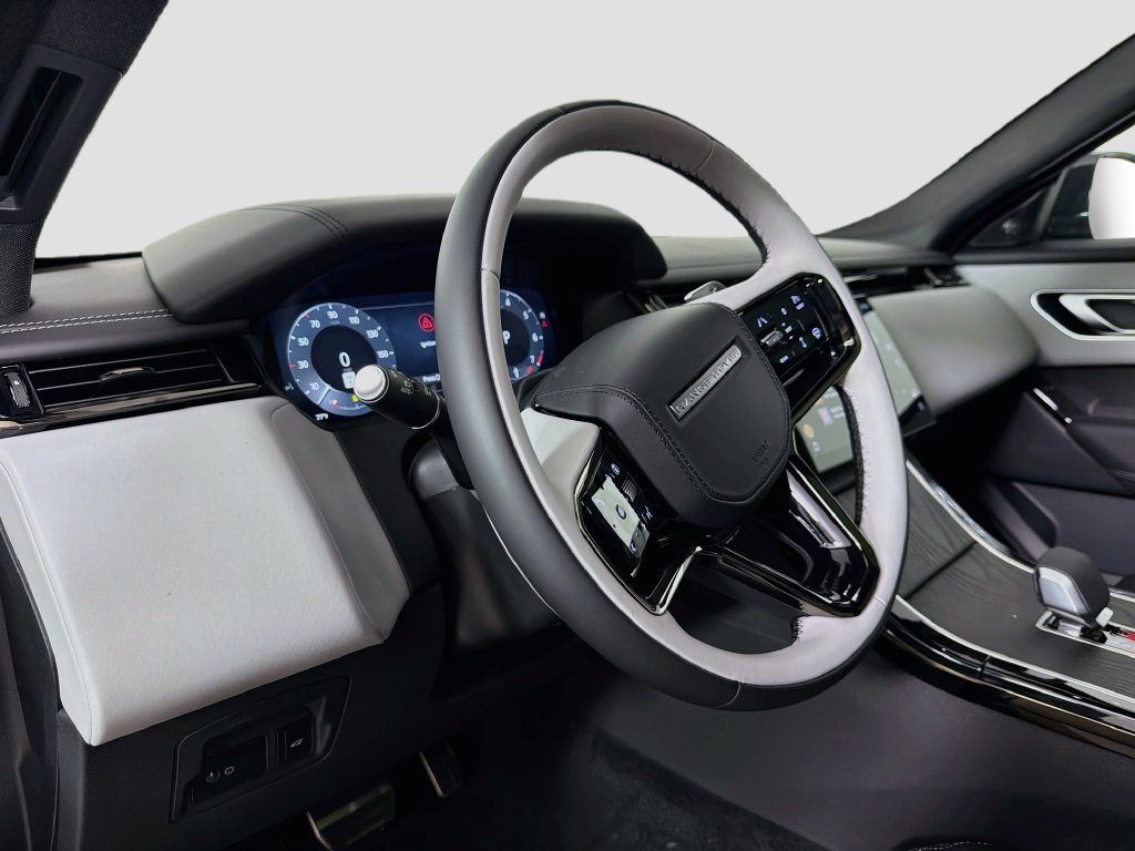 New 2026 Land Rover Range Rover Velar Belgravia AWD/4WD image 9
