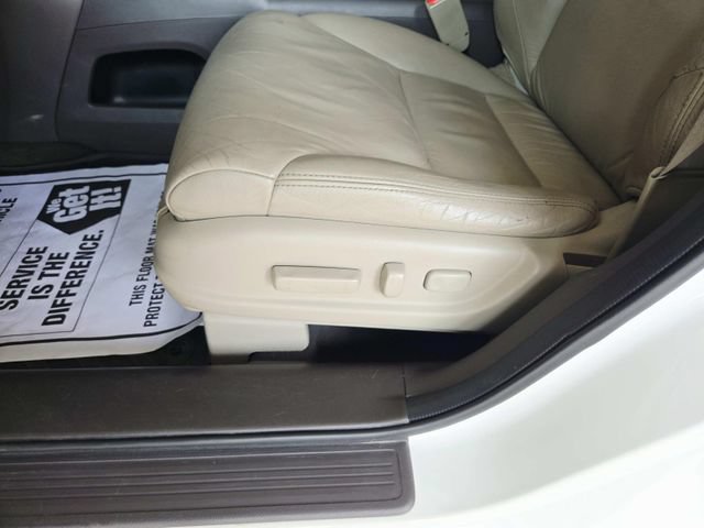 Used 2014 Honda CR-V EX-L image 39