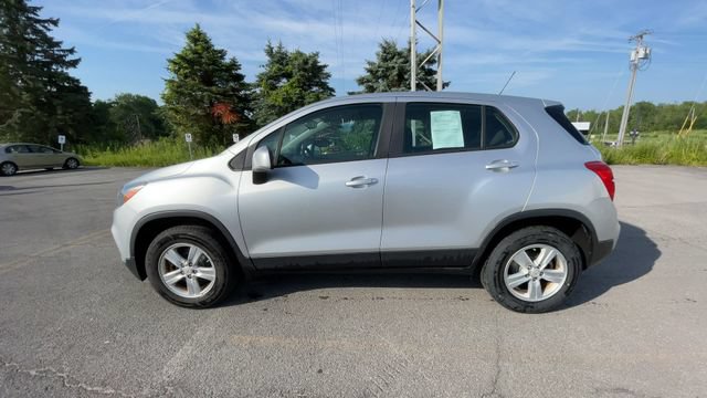 Used 2018 Chevrolet Trax LS AWD/4WD image 6