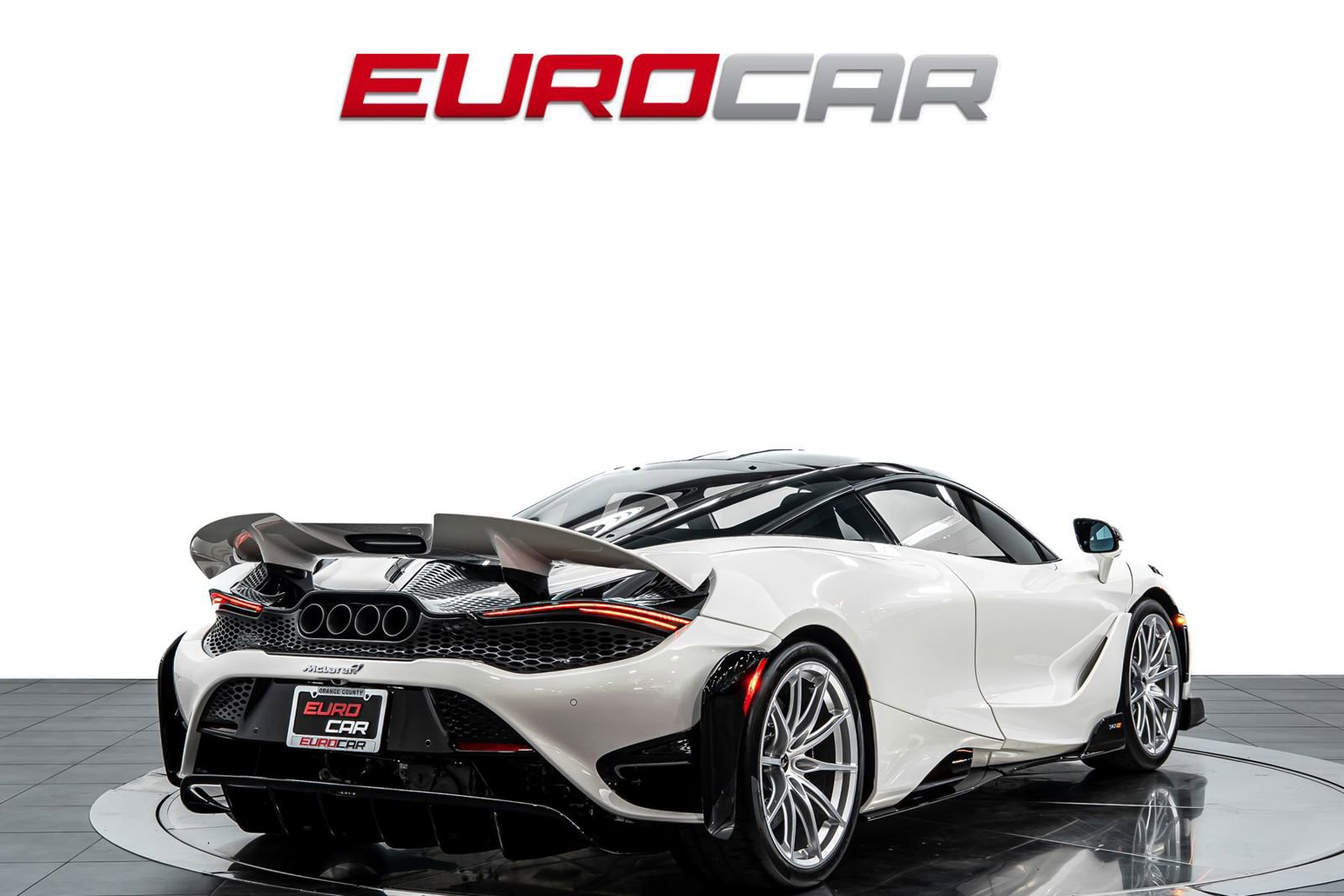 Used 2021 McLaren 765LT RWD image 5