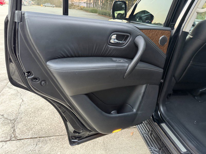 Used 2016 INFINITI QX80 2WD image 15