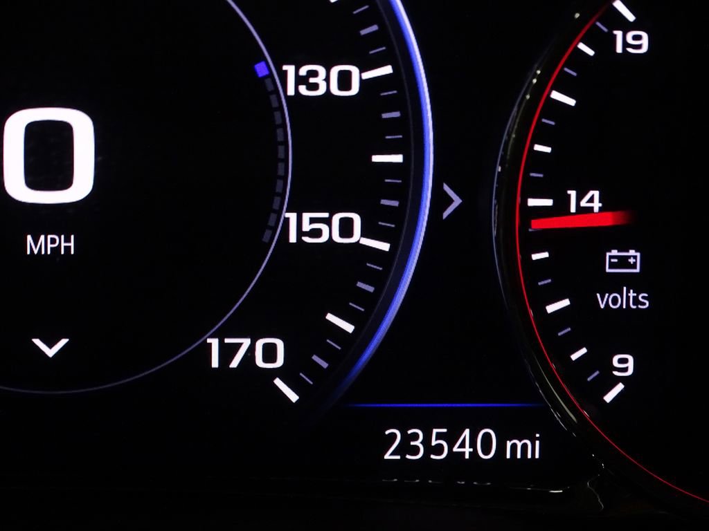 Used 2023 GMC Acadia Denali image 38