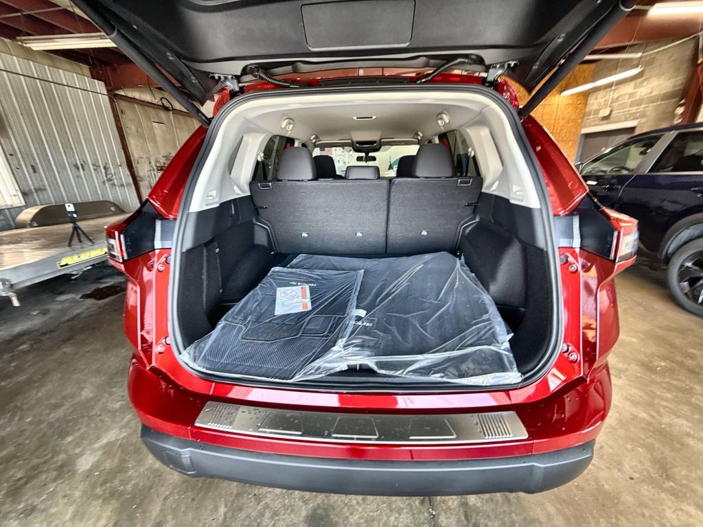 New 2026 Nissan Rogue SV w/ Cold Weather Package AWD/4WD image 20