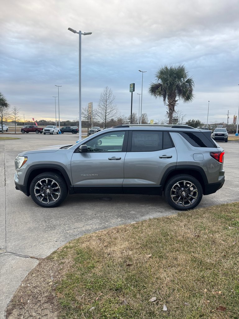 New 2026 GMC Terrain Elevation w/ Elevation Premium Package image 5