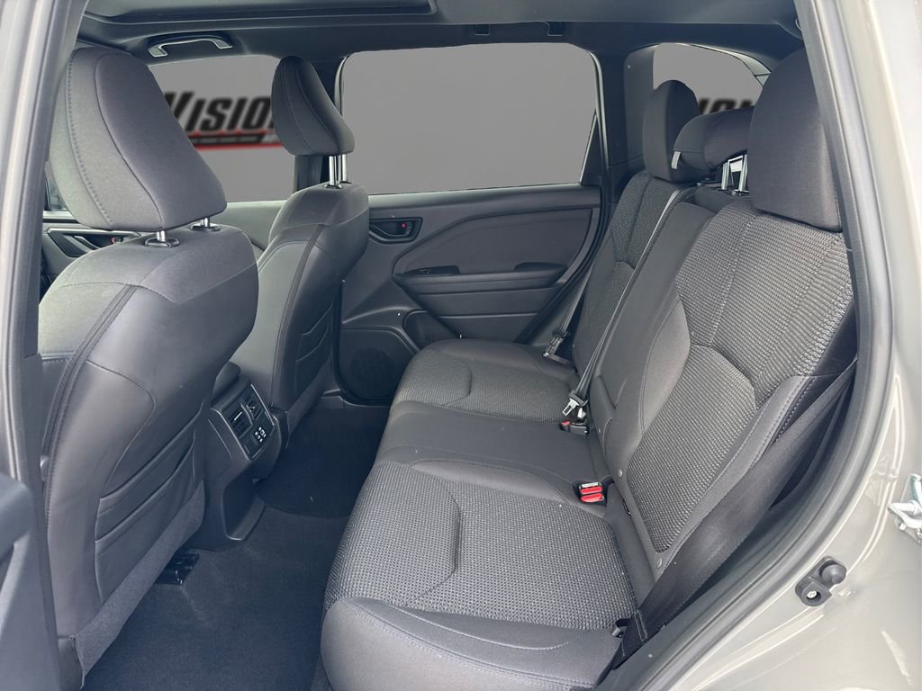 Used 2025 Subaru Forester Premium image 10
