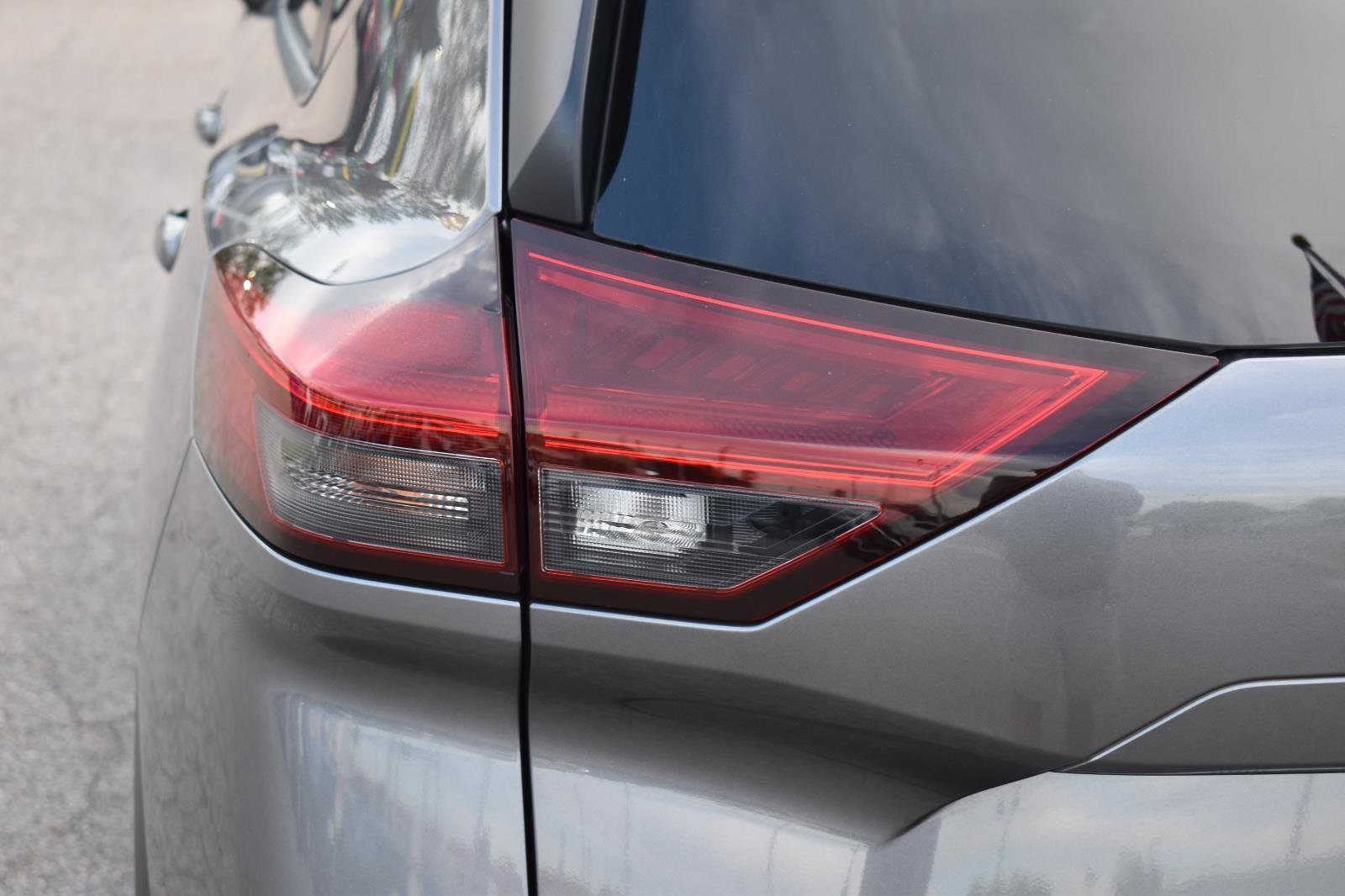 Certified 2023 Nissan Rogue SV image 6