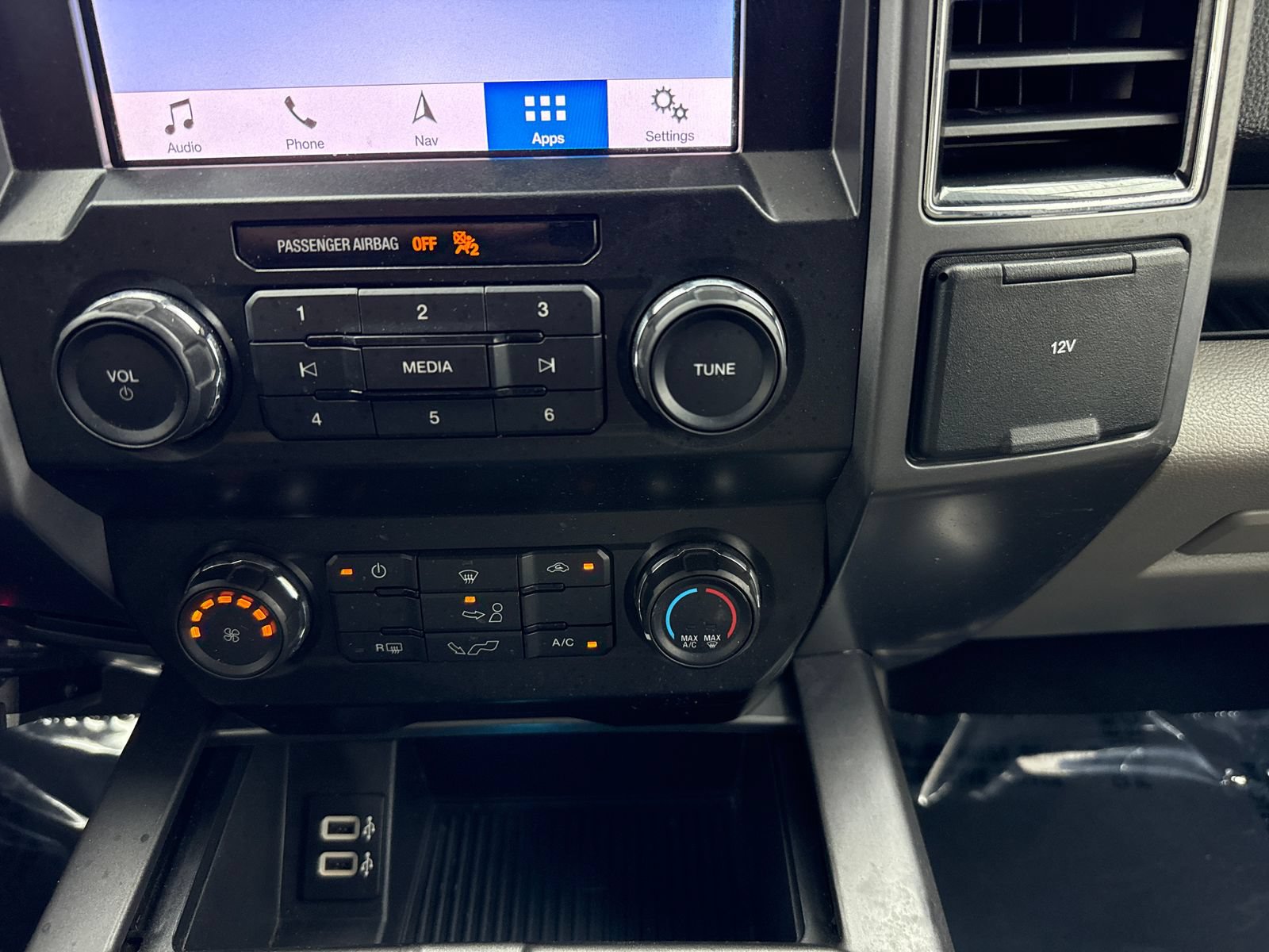Used 2019 Ford F150 XLT w/ Equipment Group 301A Mid AWD/4WD image 29