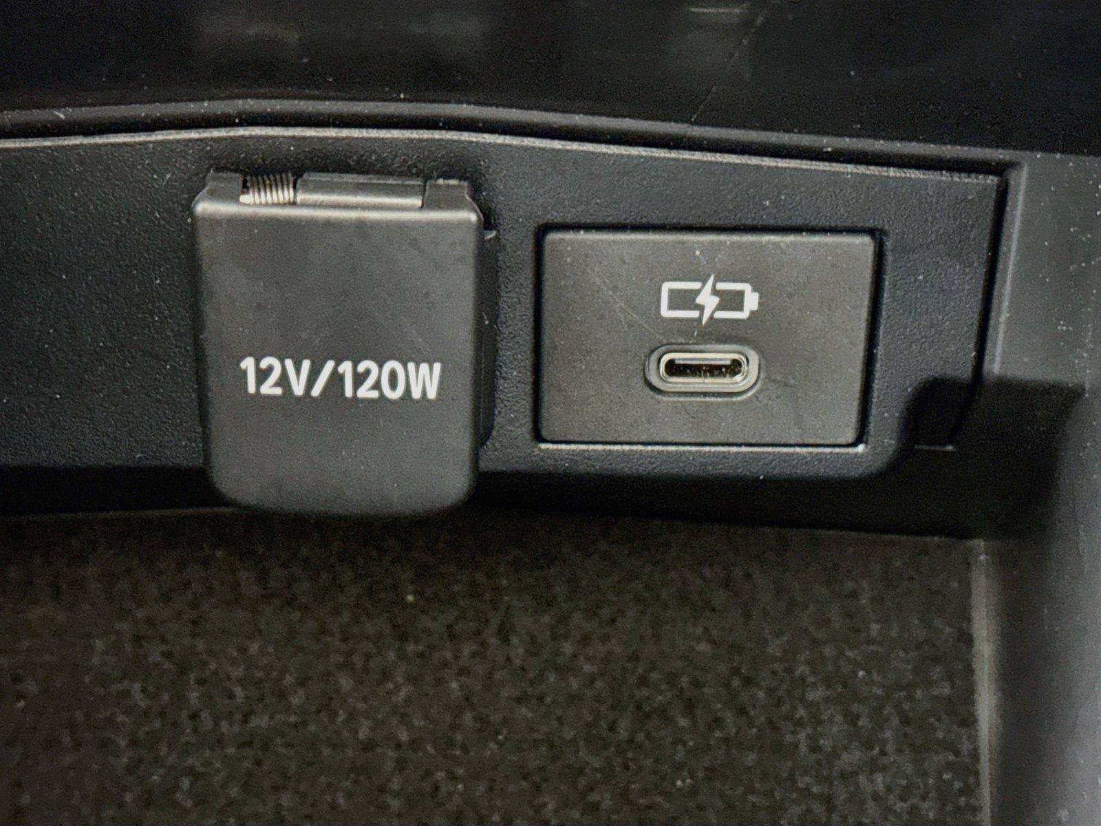Used 2026 Toyota Corolla Cross XLE w/ Convenience Package FWD image 35