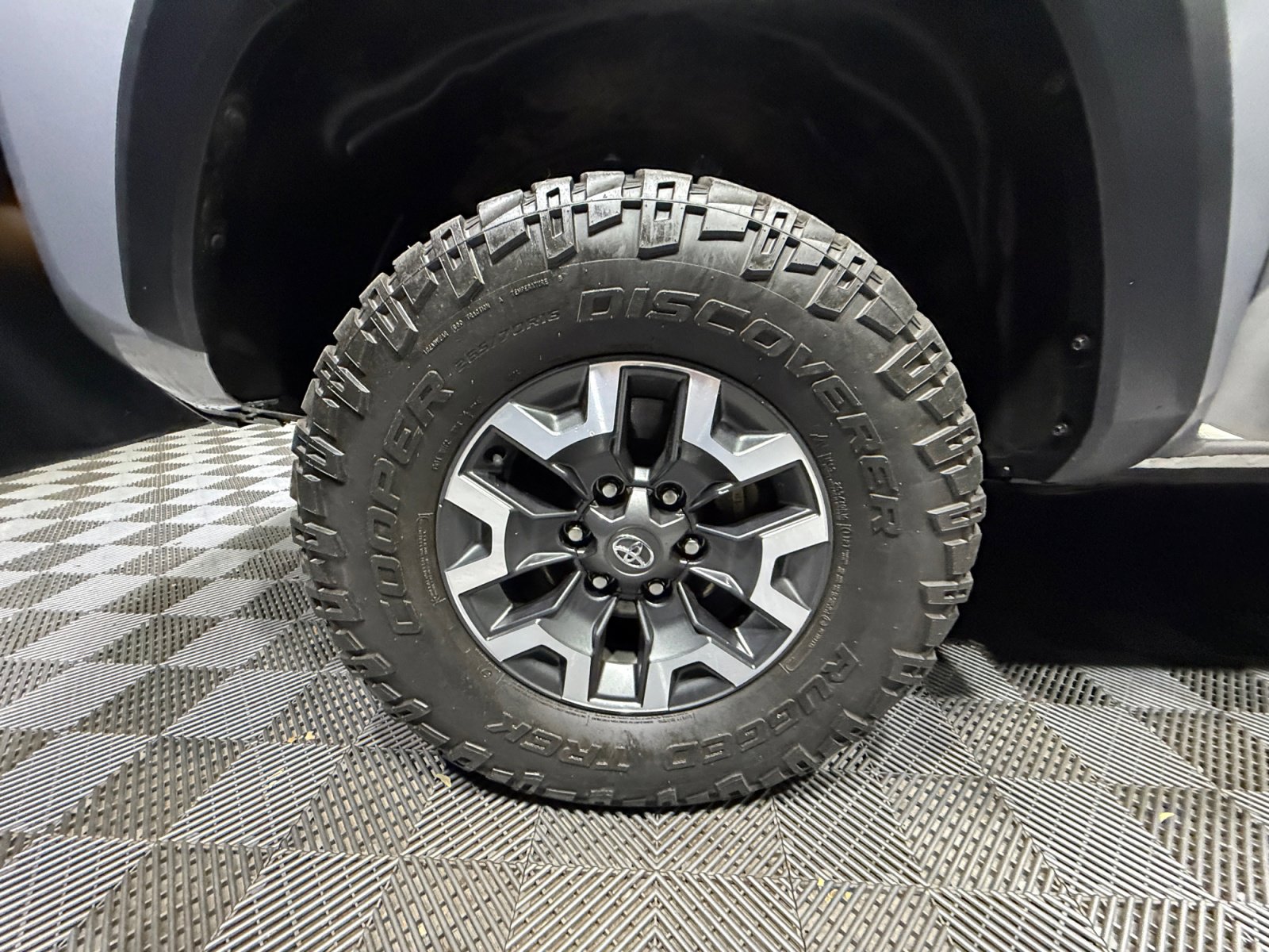 Used 2021 Toyota Tacoma TRD Off-Road w/ Technology Package image 26