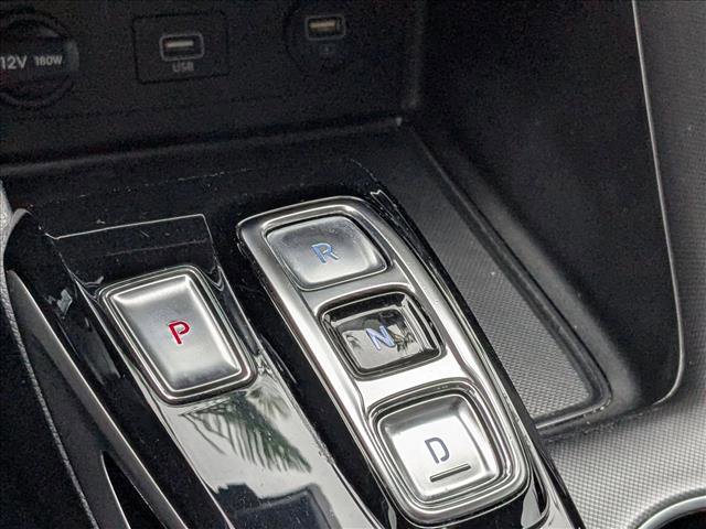 Used 2022 Hyundai Sonata SE w/ Preferred Accessory Package image 11