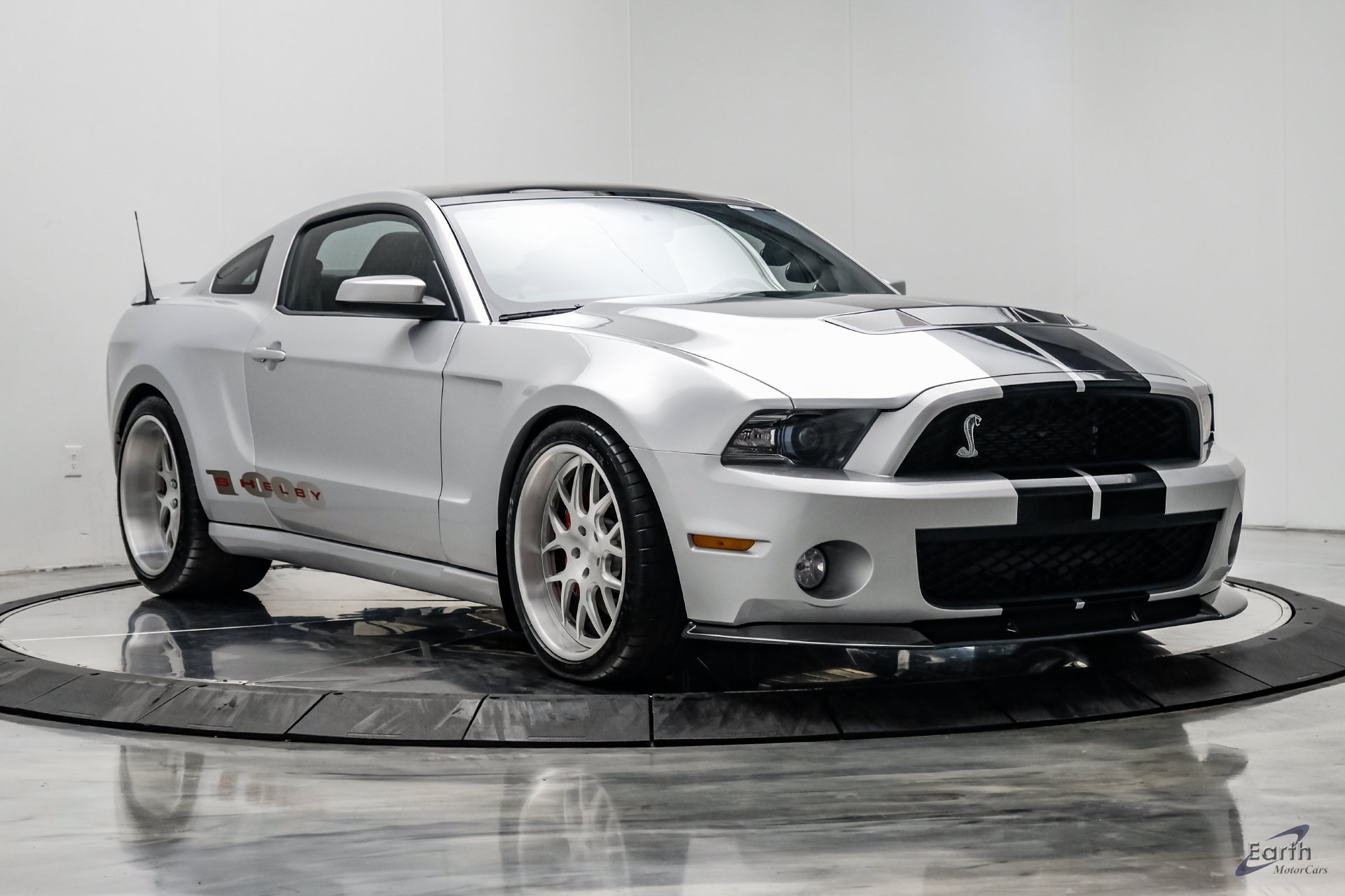 Used 2012 Ford Mustang Shelby GT500 w/ SVT Performance Pkg RWD image 28