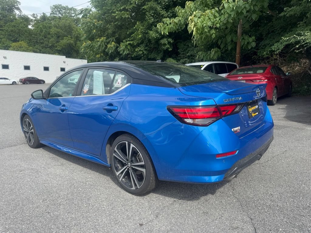 Used 2022 Nissan Sentra SR w/ Electronics Package FWD image 4