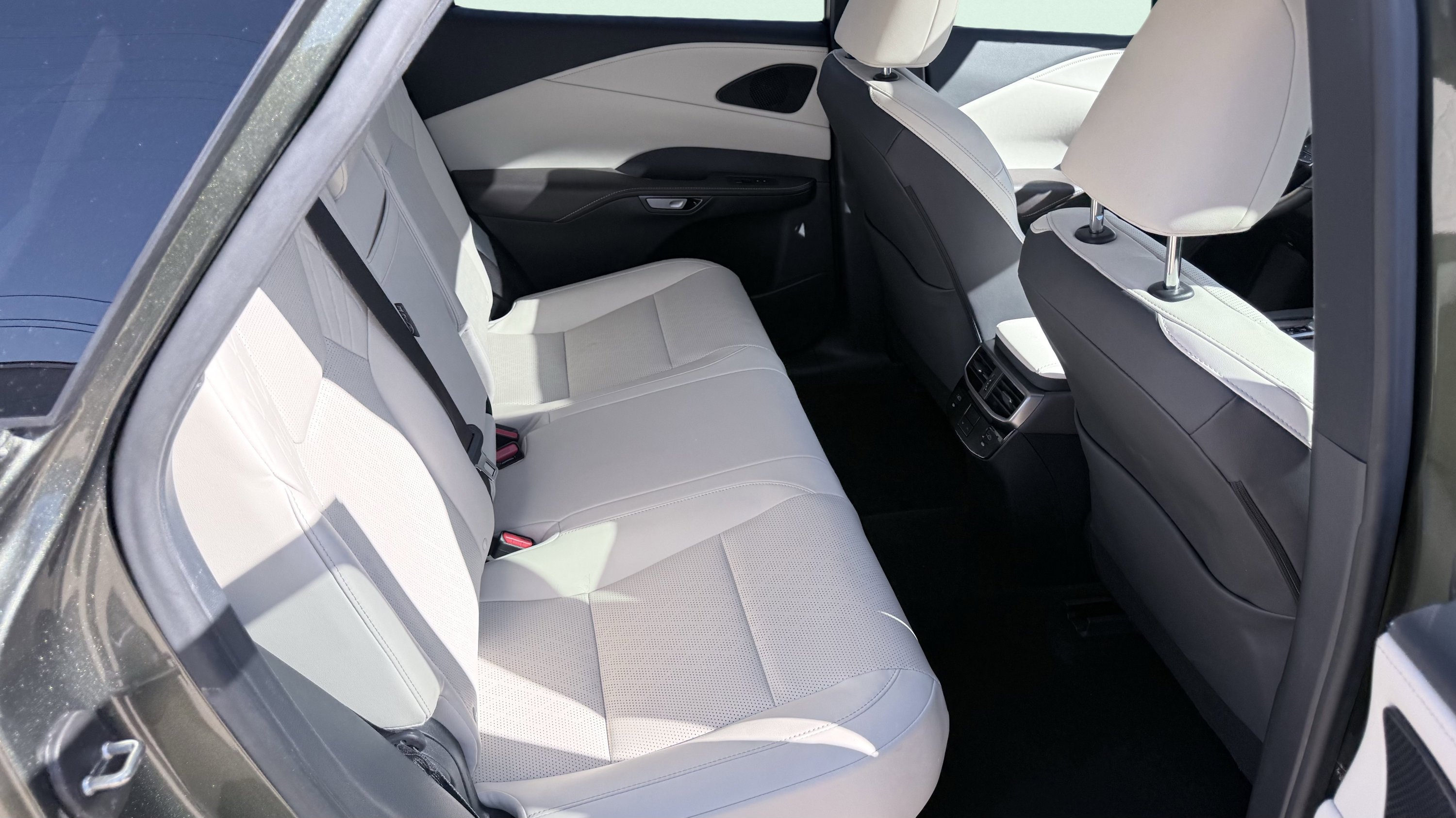 Used 2026 Lexus RX 350 Premium Plus w/ Accessory Package (Z1) FWD image 40