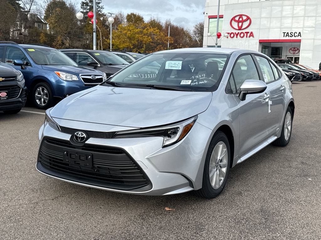 New 2026 Toyota Corolla LE image 3
