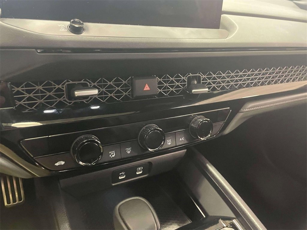 Used 2024 Honda Accord Sport image 26