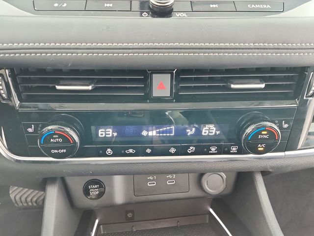 Used 2025 Nissan Rogue SL image 33