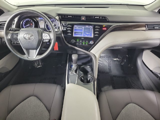 Used 2020 Toyota Camry LE FWD image 16