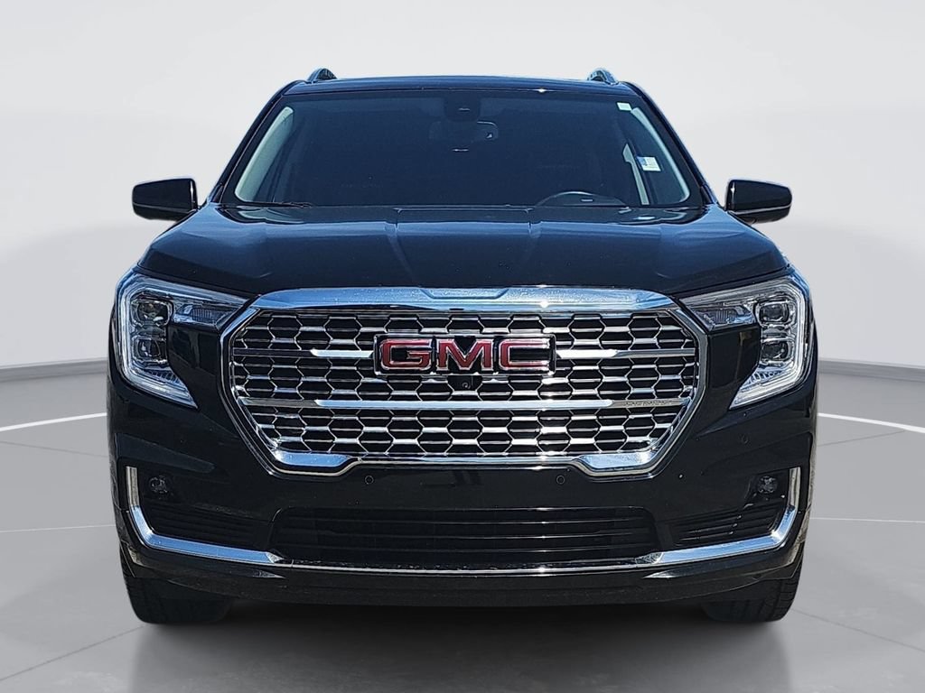 Certified 2024 GMC Terrain Denali w/ Black Diamond Edition AWD/4WD image 10